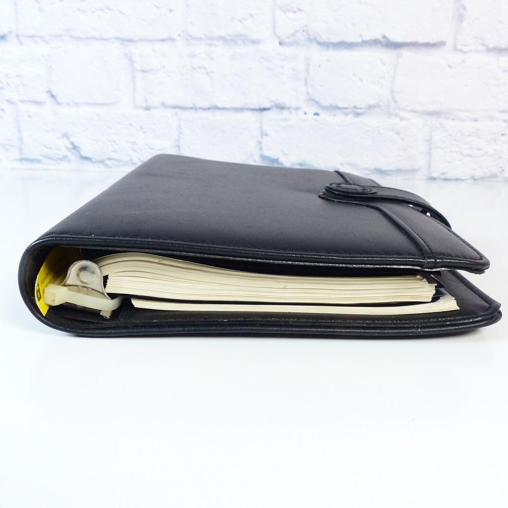 Day Runner FactCentre Organizer Black Faux Leather Vtg 90s Snap Close 3 Ring NOS - Picture 7 of 16